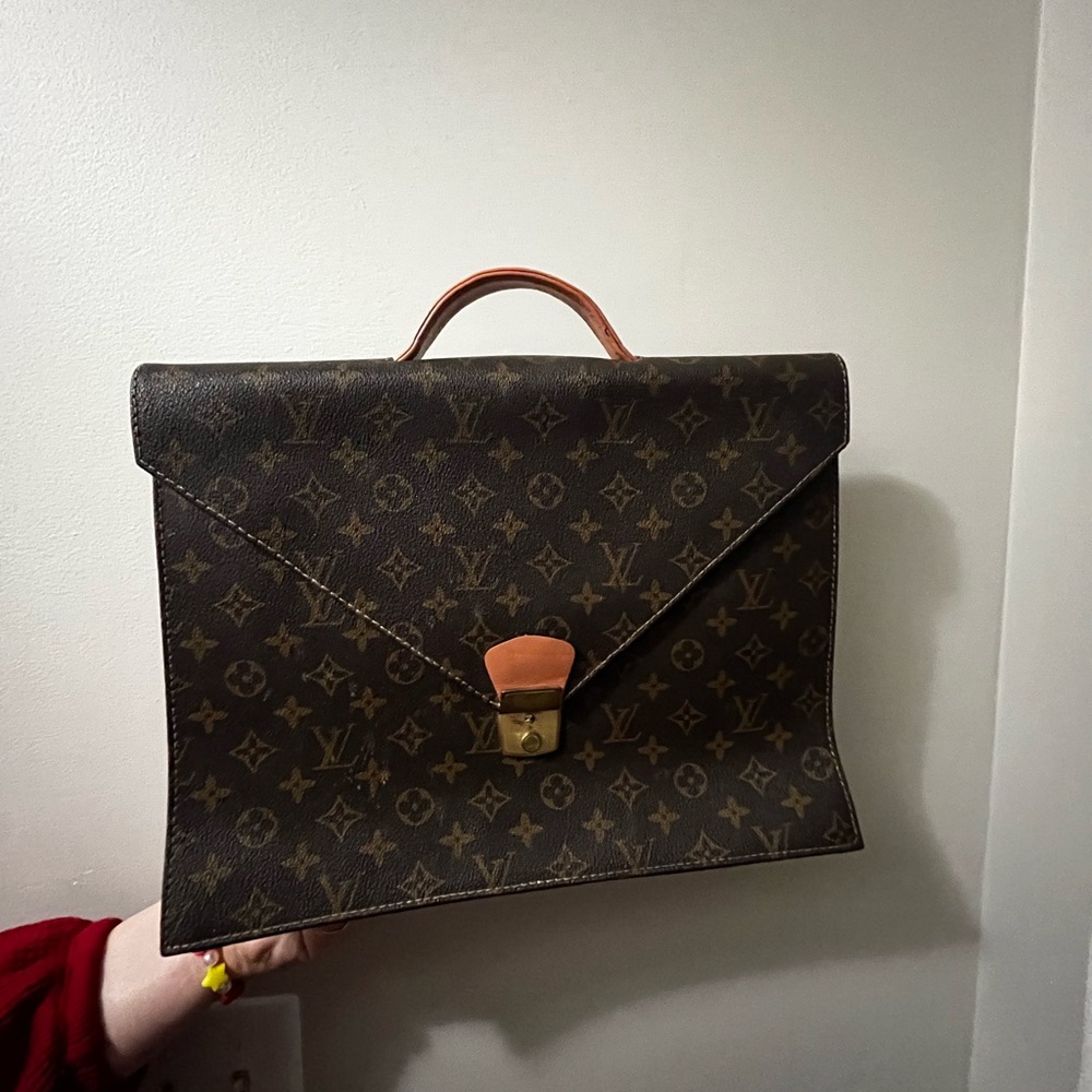 Louis Vuitton Brown Briefcase with Monogram Pattern and Gold Clasp